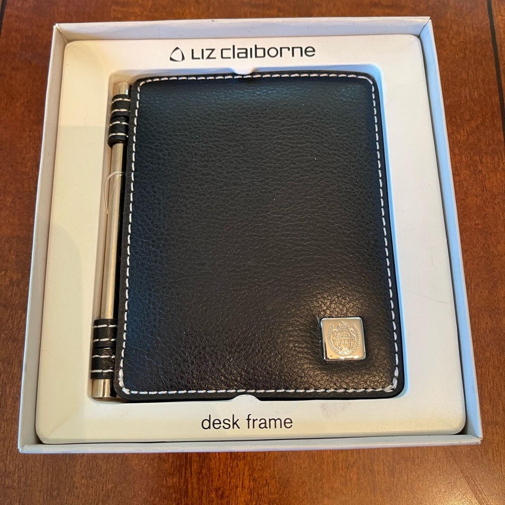 Liz Claiborne 80's/90's Desk Photo Frame NIB black